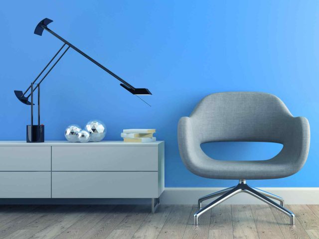 https://sap.muktiadhi.id/wp-content/uploads/2017/05/image-chair-blue-wall-640x480.jpg